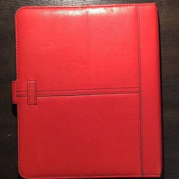 EUC Genuine Red Leather Fossil IPad Case - Picture 2 of 6